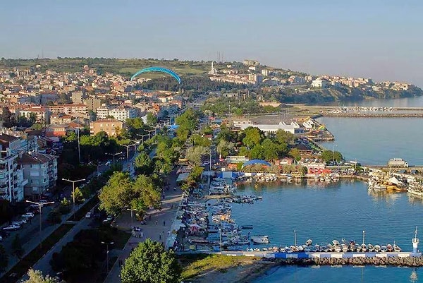 Tekirdağ'ın Malkara ilçesinin köylerinde herkesin bildiği, filmlere konu olabilecek acıklı hikaye şöyle: