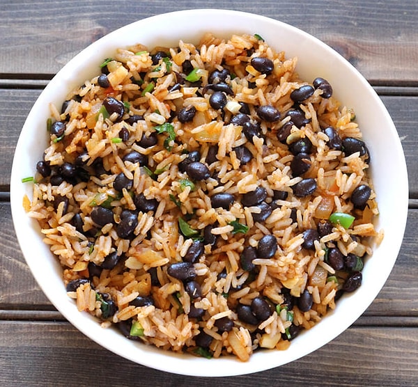 3. Пряный рис с овощами