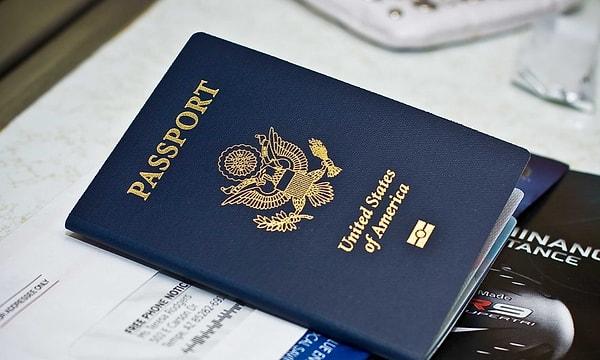 Uygulamadan etkilenecek pasaport sahiplerinin, yeni düzenleme yürürlüğe girene kadar mevcut pasaportlarıyla yurt dışına gidebileceği kaydedilirken yetkililerin bu listeyi ne zaman oluşturacağı henüz açıklanmadı.