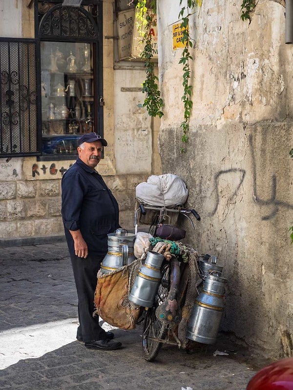 9. Молочник в Дамаске