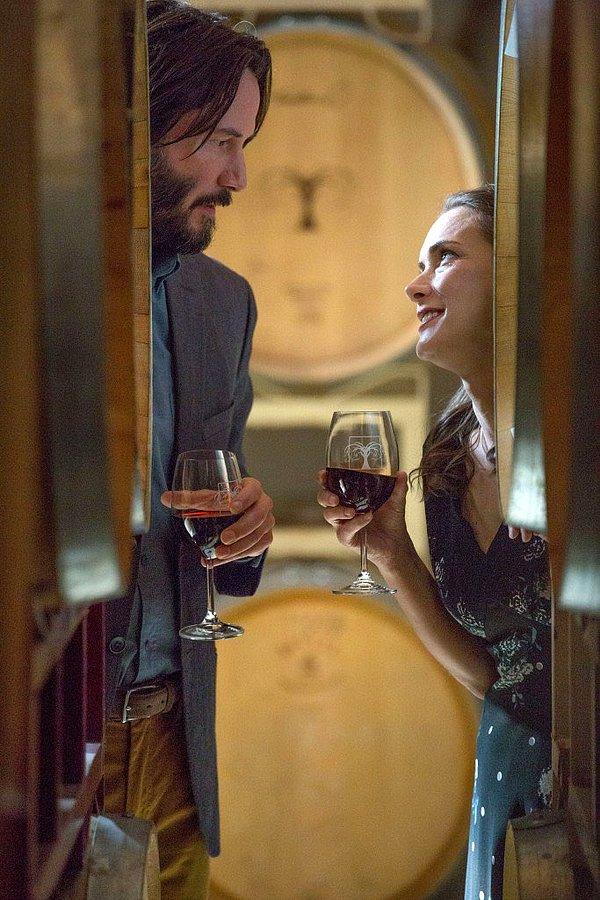 9. Keanu Reeves ve Winona Ryder'ın 4. kez buluştukları romantik komedi filmi "Destination Wedding'den ilk kare yayınlandı.