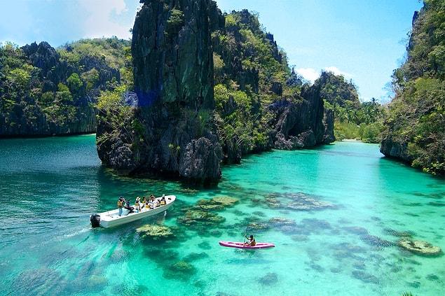 2. Eğer her birinde 1 gün geçirirseniz, bütün Filipinler adalarını ziyaret etmeniz 21 yıl sürer.