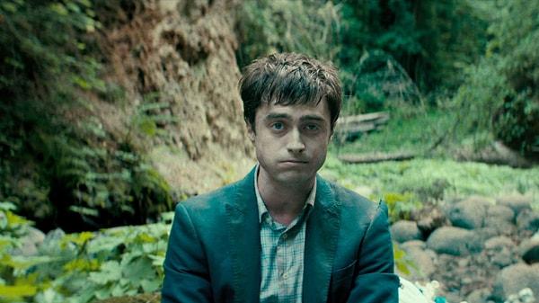 10. Swiss Army Man filminde bir cesedi canlandıran Daniel Radcliffe’in, kötü koşullardaki sahnelerinde kullanılması için birebir boyutta bir mankenini yapmışlar.