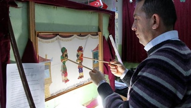 6. Sınıf öğretmeni olmak, okuma ve yazma öğretmenin ötesinde olduğu için çok yönlüdürler.