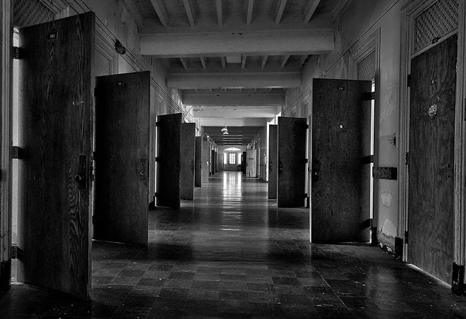 The Study That Shook The Psychiatry World: The Rosenhan Experiment