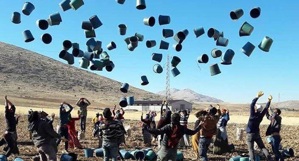 Her Zaman Kep Olmaz: Son Hasadı Yapan Tarım İşçilerinin Eve Dönüş Mutluluğu