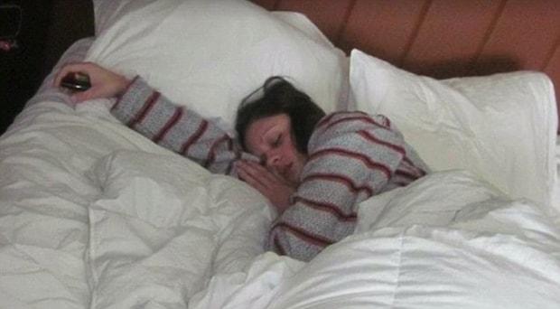 Uyumak Guzeldir Ama Boylesi Degil Kaninizdaki Sicakligin Cekilmesine Neden Olacak Uyku Bozukluklari