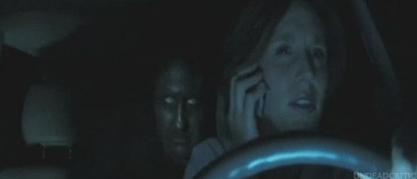 3. Страх сесть в машину и обнаружить на заднем сиденье незнакомца.