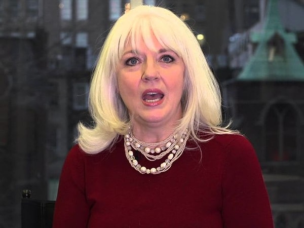 8. А тут мама...