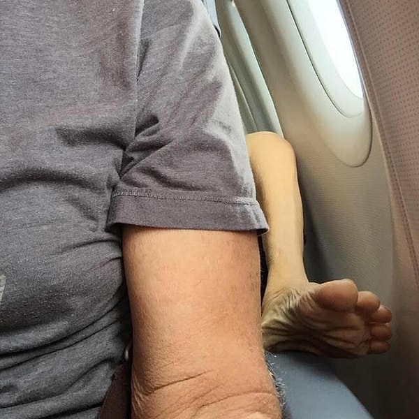 1. Лучше вам не знать, что происходит вокруг!