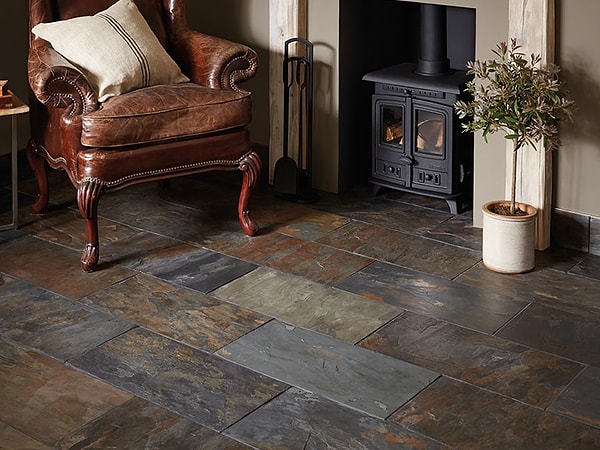 2. Каменная напольная плитка