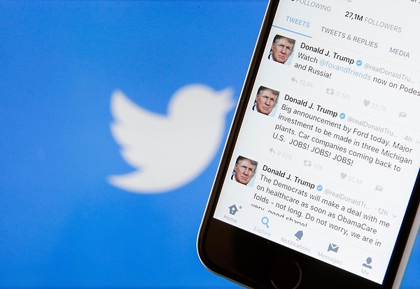 42. Предполагается, что президент не публикует любую мысль, которая приходит ему в голову, на своей странице в Твиттер