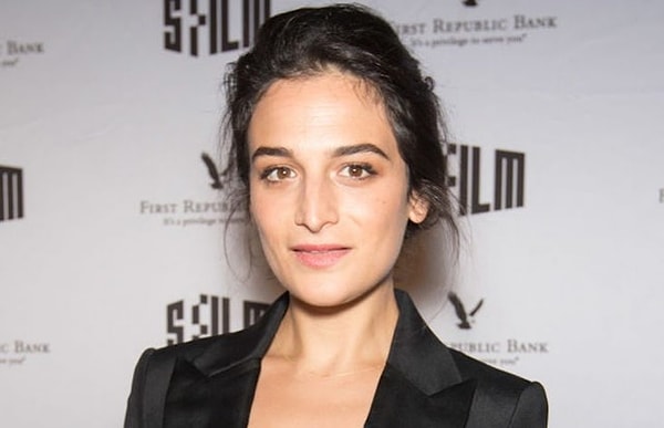 3. Дженни Слейт, Университет Колумбии