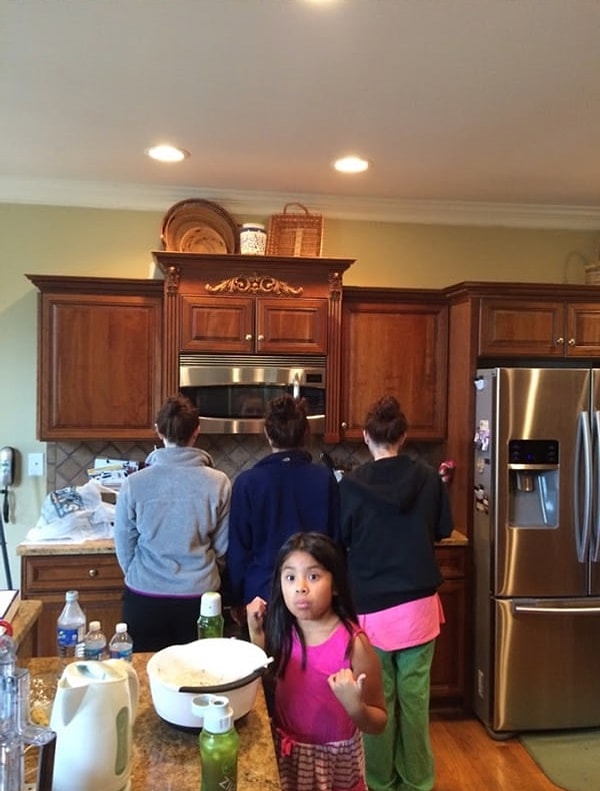 1. "Моя жена, моя падчерица и теща выглядят абсолютно одинаково со спины"