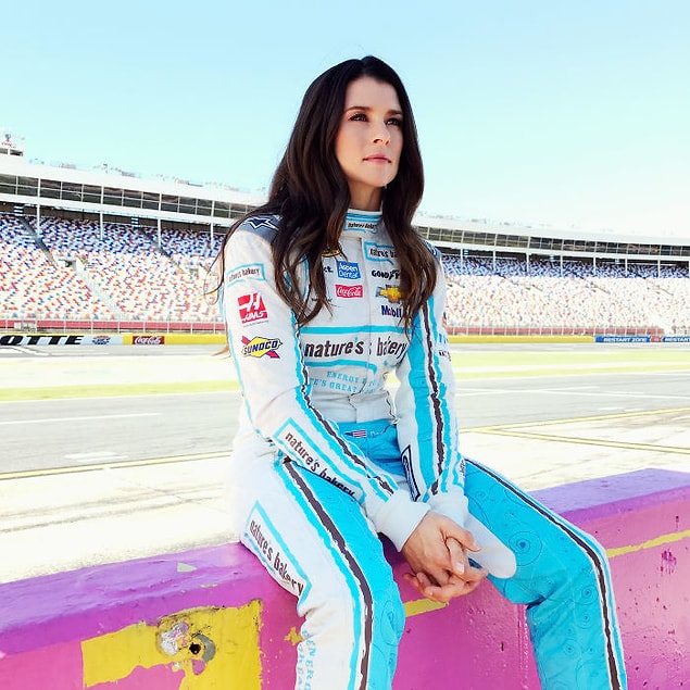 14. Danica Patrick - Indianapolis 500 ve Daytona 500 Yarışlarını Kazanan İlk Kadın