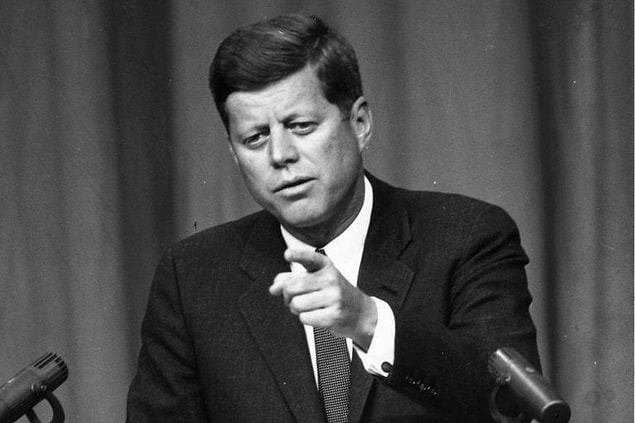 1. John F. KENNEDY (ABD başkanı)