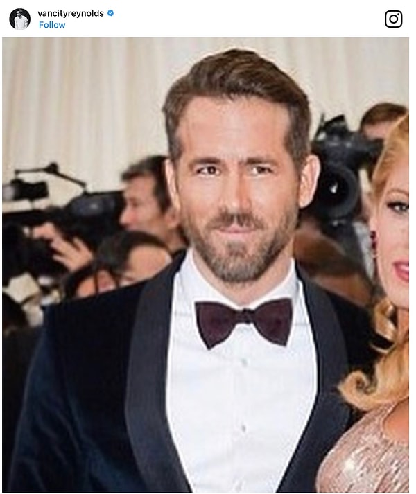 16. И, наконец, когда Райан Рейнольдс троллит свою жену вот так: