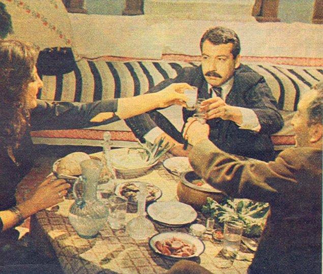 Genelkurmay, Atatürk Yılı'na yetişmesi için diziye gerekli askerî yardımı sağlama sözü verdikten sonra çekimlere tekrar başlandı.