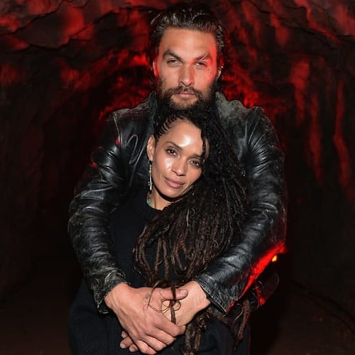 Yakisiklilik Abidesi Jason Momoa 8 Yasindan Beri Deli Gibi Asik Oldugu Lisa Bonet Ile Evlendi Onedio Com