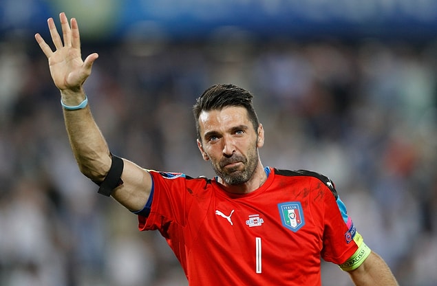 18. Buffon / İtalya