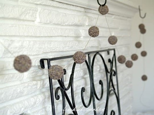 6. Лавандовая гирлянда 💙