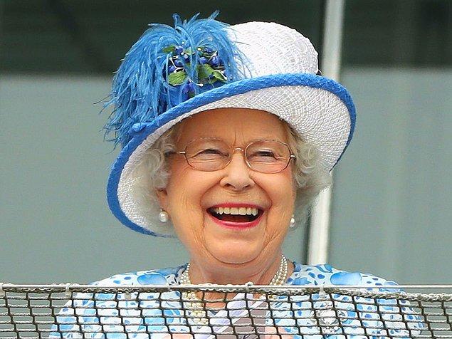 5. Kraliçe Elizabeth bir yamyam.