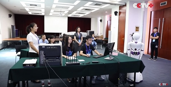 2. «Сяо И» прошел тестирование за 60 минут, хотя на экзамен дается 10 часов.