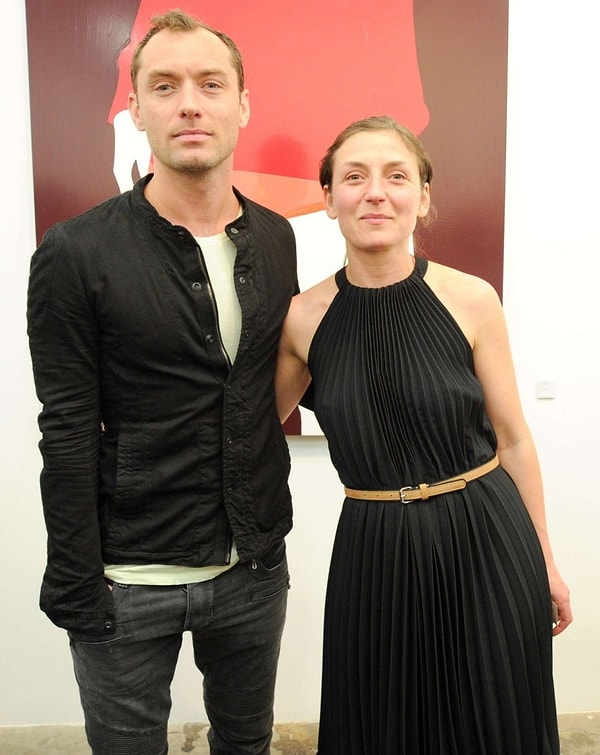 10. Джуд Лоу с сестрой Наташей