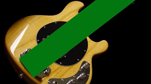 7. Сколько струн на обычной бас-гитаре?