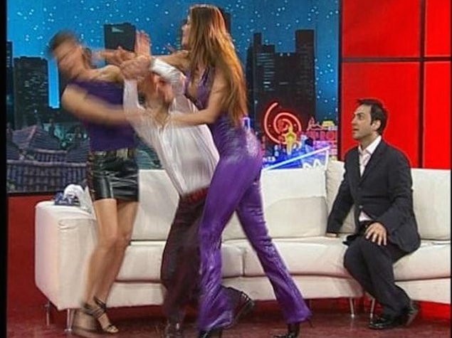 11. Sevda Demirel'in elinin ağırlığı...