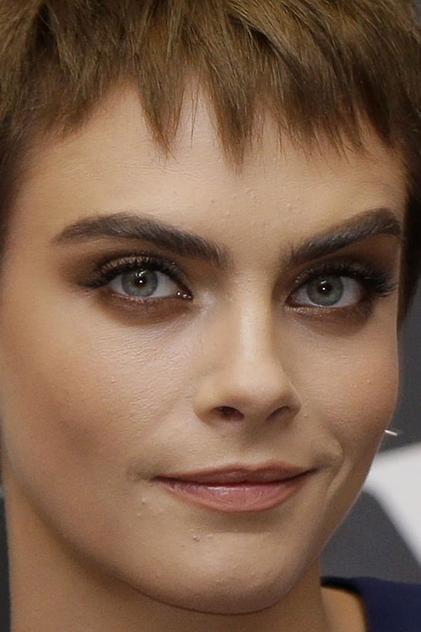 2. Кара Делевинь