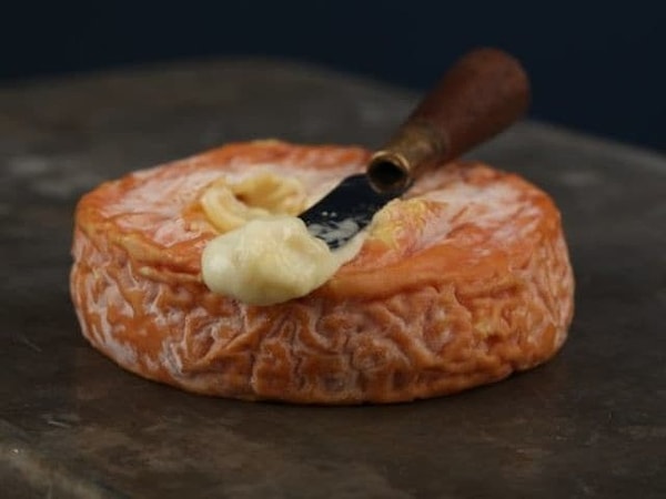 7. А сыр из какой страны известен как самый пахучий в мире?