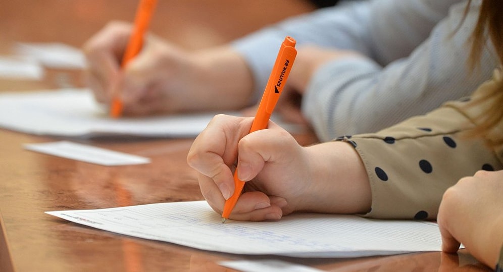 Тест: Только 1 человек из 100 знает, как правильно пишутся эти слова русского языка