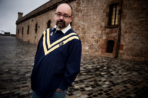 4. Карлос Руис Сафон: "Тень..."