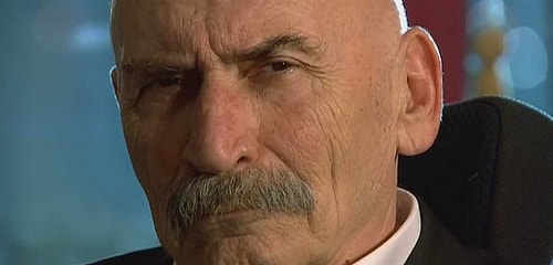 Alkışı duymuş, ihaneti görmüş, fakirliği ve zenginliği yaşamış, hepimizin büyüğü ve sevdiği olmuş dayı: Ramiz!