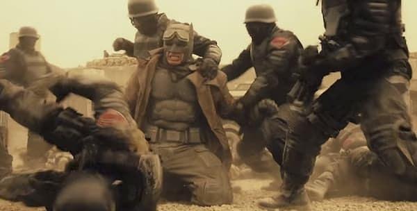 11. Filmde, Batman v Superman: Adaletin Şafağı'ndaki Bruce Wayne'in rüya sahnesine göndermeler var.