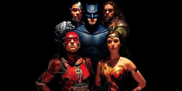 13. Justice League, DC'nin şu ana kadar yaptığı en kısa film.