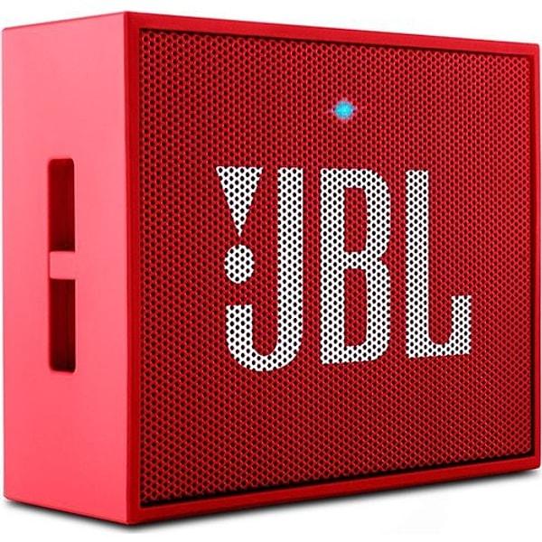 7. Gittiğimiz her yere müziğimizi de götürüyoruz: JBL Go Bluetooth Hoparlör