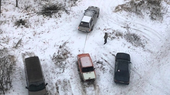 Автомобилист занял чужое парковочное место, и вот как "хозяин" наказал его