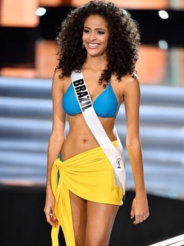 20. Мисс Бразилия Монализа Алькантара.