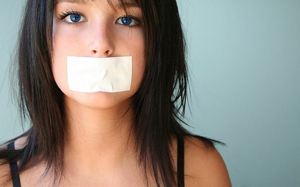 4. Напряженное молчание