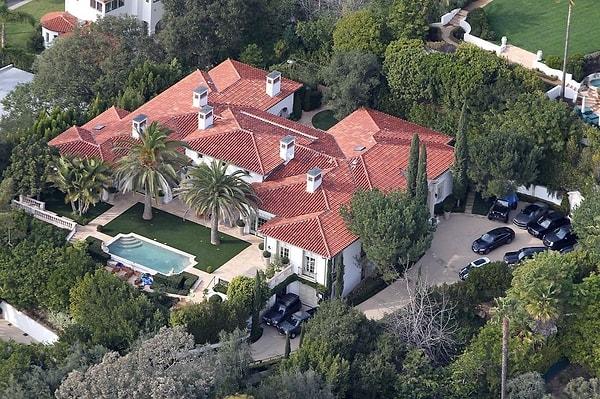 33. David ve Victoria Beckham'ın 31 milyon dolar değerindeki evi Los Angeles'ta