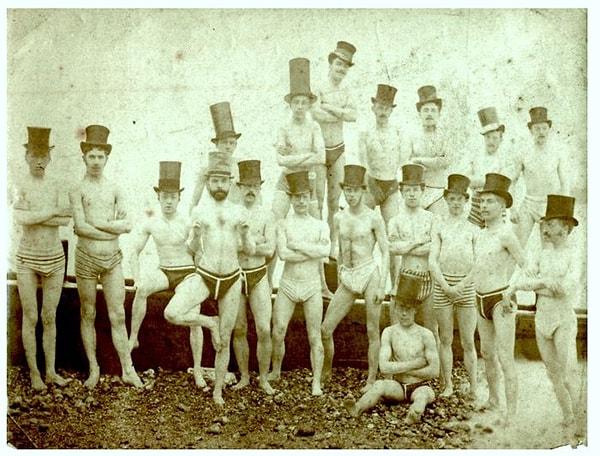 20. İngiltere/Brighton'daki bir yüzme kulübünün hatıra fotoğrafı, 1863.