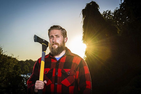 Вы без ума от сексуальности дровосека!