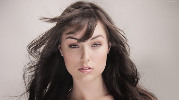 7. Женщины в порноиндустрии зарабатывают гораздо больше, чем мужчины. Средняя зарплата женщин в порно — $100—$250 тыс., мужчин — $40 тыс.