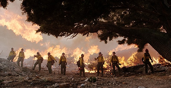 Alevlerin İçinden Çıkan Gerçek Bir Cesaret Öyküsü Geliyor: Korkusuzlar Şimdi Sinemalarda