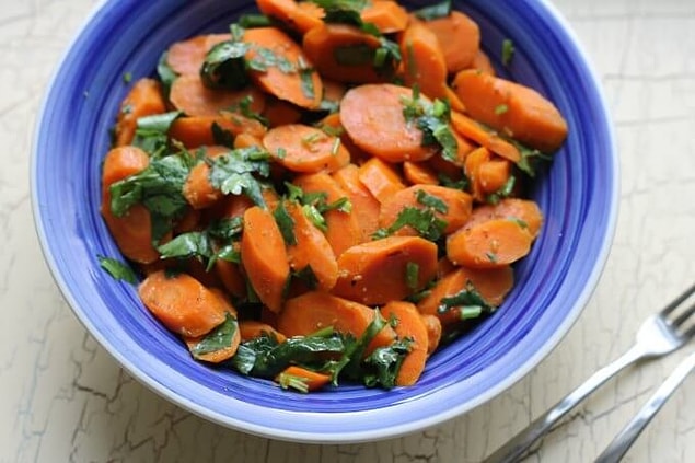 8. Tunus Usulü Havuç Salatası
