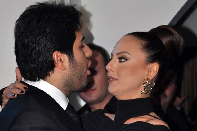 Reza Zarrab'ın, Ebru Gündeş'le evlenmesinin stratejik bir hamle olduğunu iddia edenler de var: Ebru Gündeş'in İran'da çok fazla seviliyor olması.