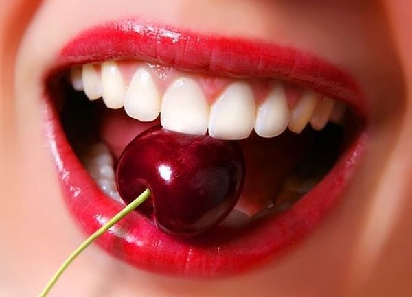 14. Острым недостатком какого витамина вызывается цинга?