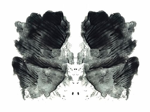 3. Какое слово вам приходит на ум при взгляде на это пятно?